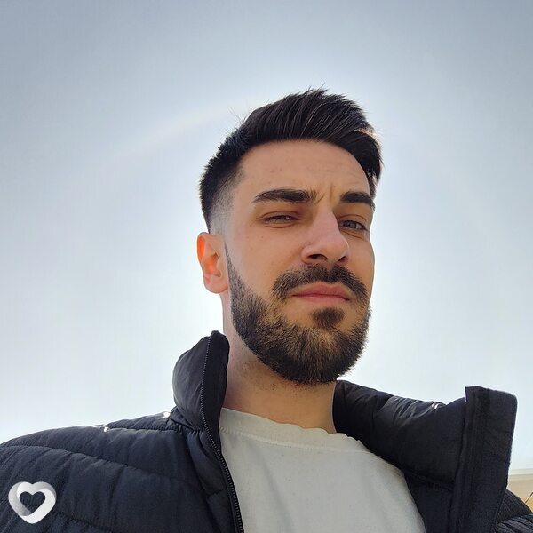 Артем, 27, Барнауле — анкета №4217167