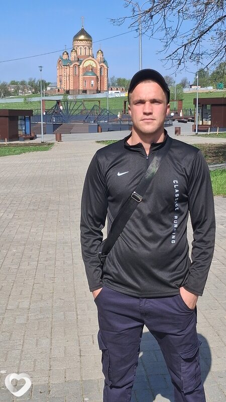 Леонид, 24, Березниках — анкета №4217420