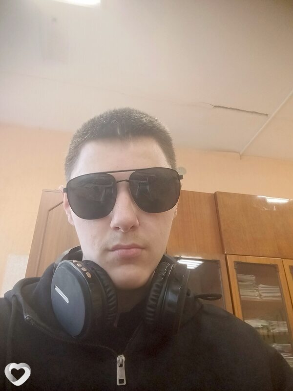 Рома, 18, Нижнем Тагиле — анкета №4217812