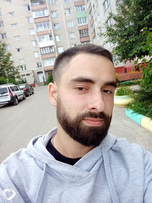 Олег, 29, Керчи — анкета №4219138