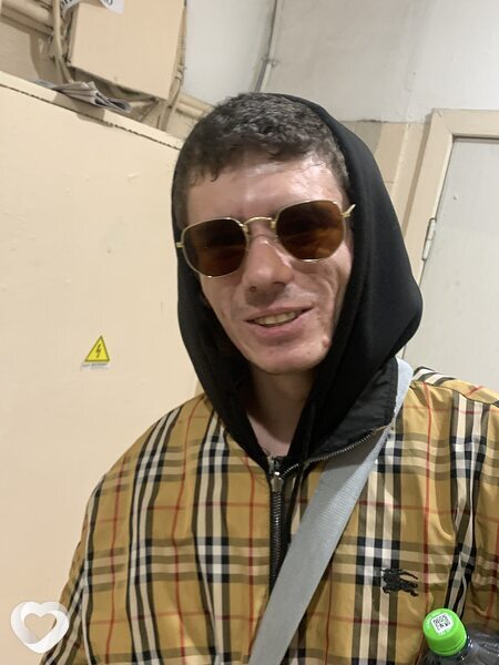 Миша, 23, Москве — анкета №4220315