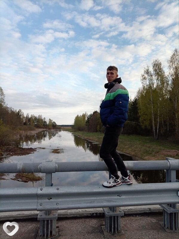 Коля, 21, Жлобине — анкета №4220541