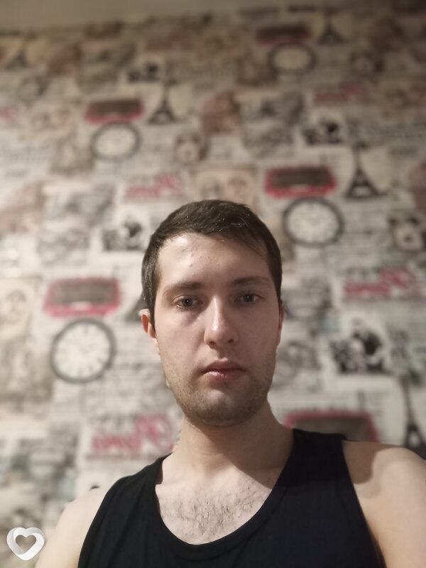 Артем, 21, Саратове — анкета №4220627