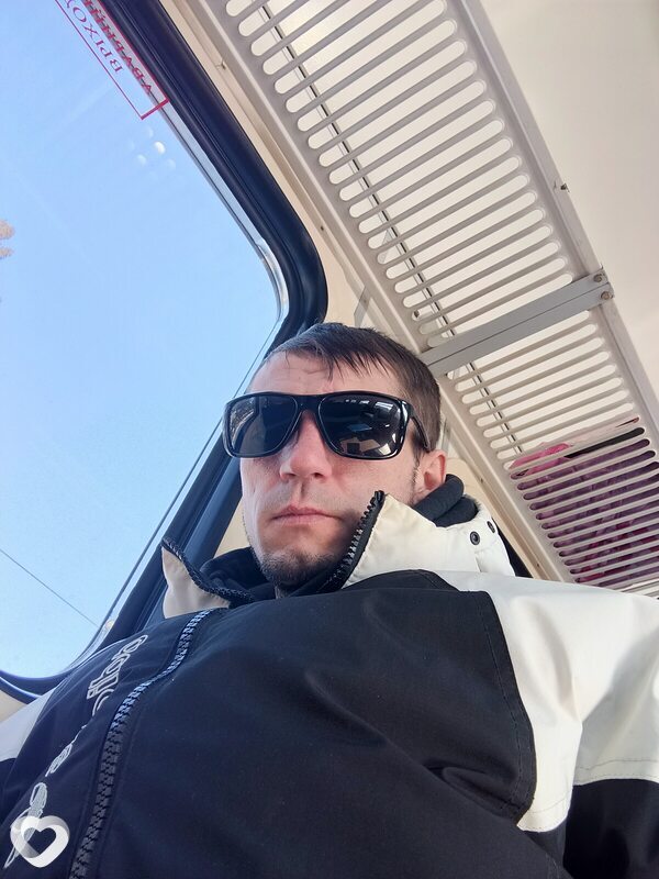 Павел, 30, Омске — анкета №4221292