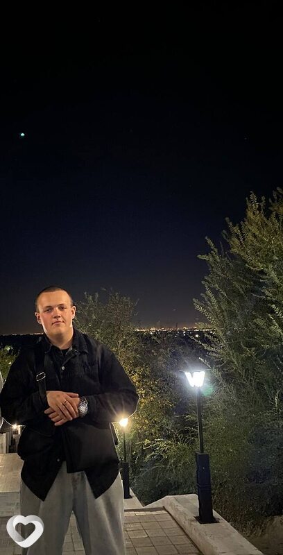 Александр, 19, Волжском — анкета №4221839