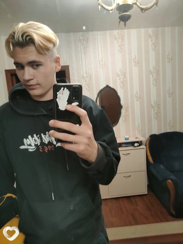 Илья, 20, Гомеле — анкета №4222539