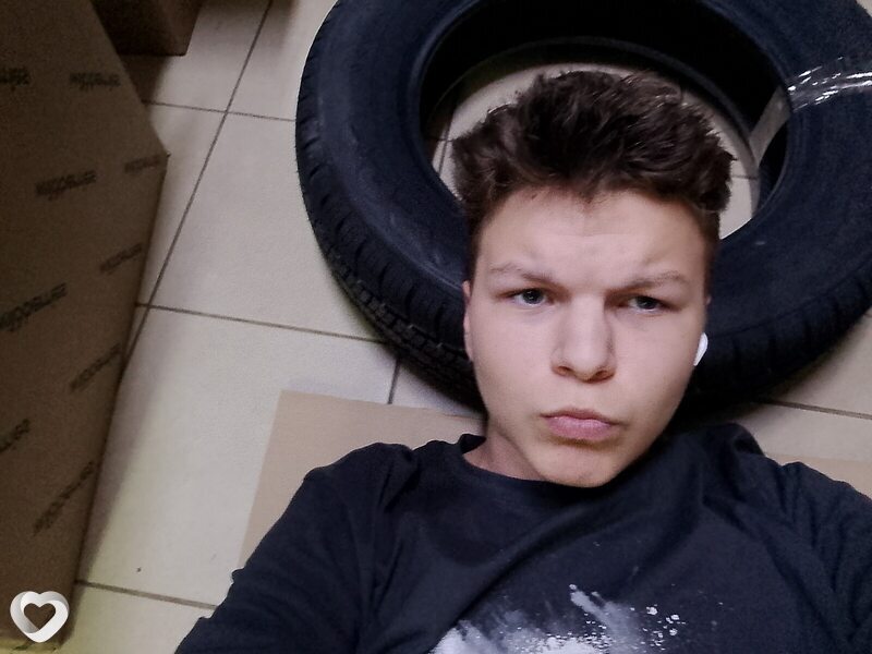 Сергей, 18, Ижевске — анкета №4223073