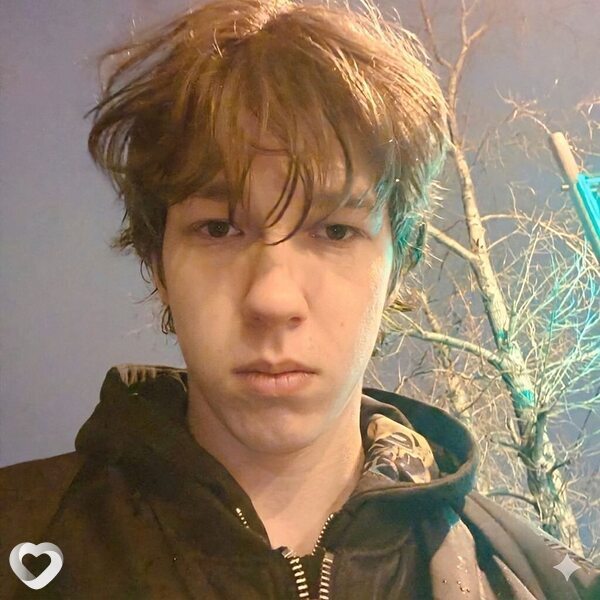 Артём, 18, Иркутске — анкета №4223683