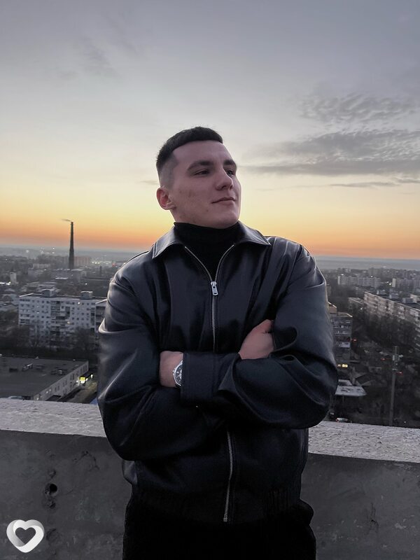 Антон, 22, Мариуполе — анкета №4223848