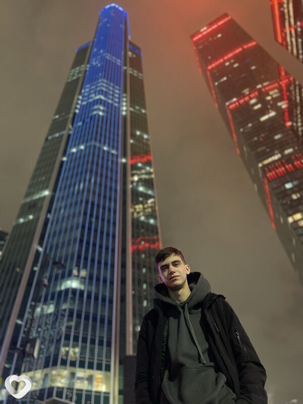 Кирилл, 19, Санкт-Петербурге — анкета №4224912