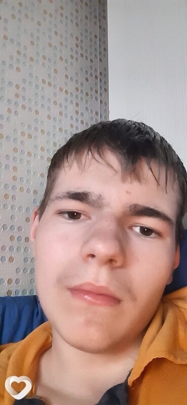 Антон, 18, Минске — анкета №4225446