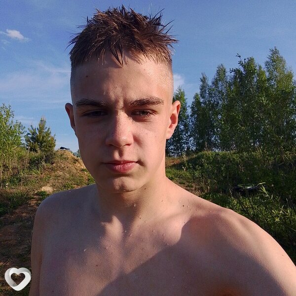 Bogdan, 18, Челябинске — анкета №4225704