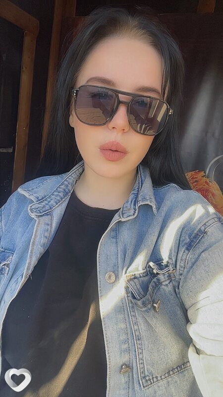 Алена, 30, Вольске — анкета №4226386