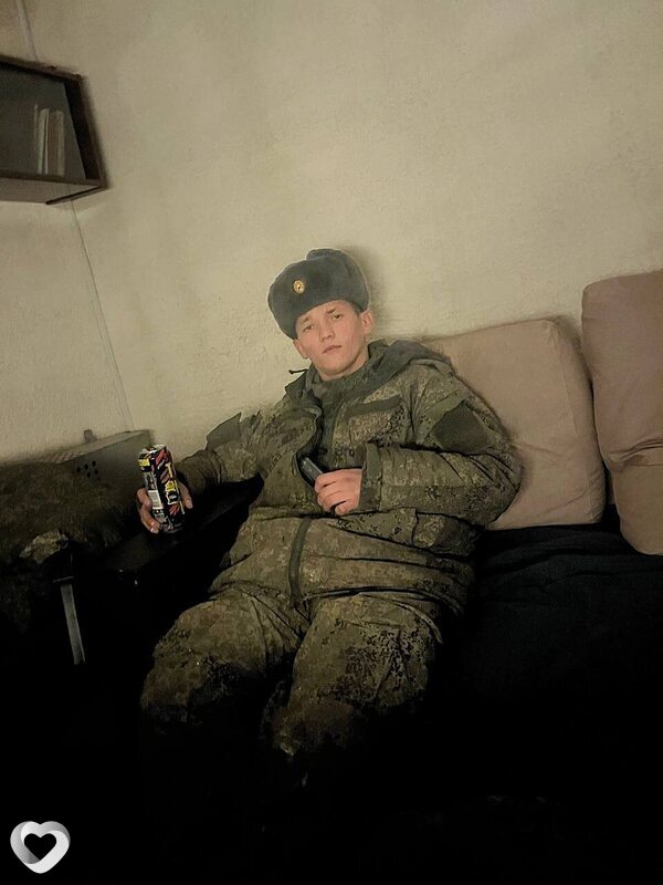 Денис, 20, Санкт-Петербурге — анкета №4226473