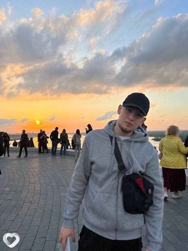Данила, 19, Саратове — анкета №4226822