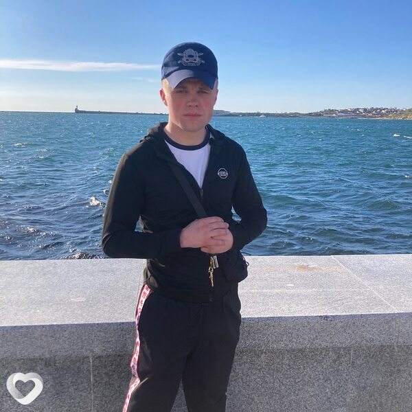 Дима, 21, Севастополе — анкета №4227500
