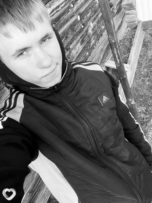 Кирилл, 18, Тайшете — анкета №4229556