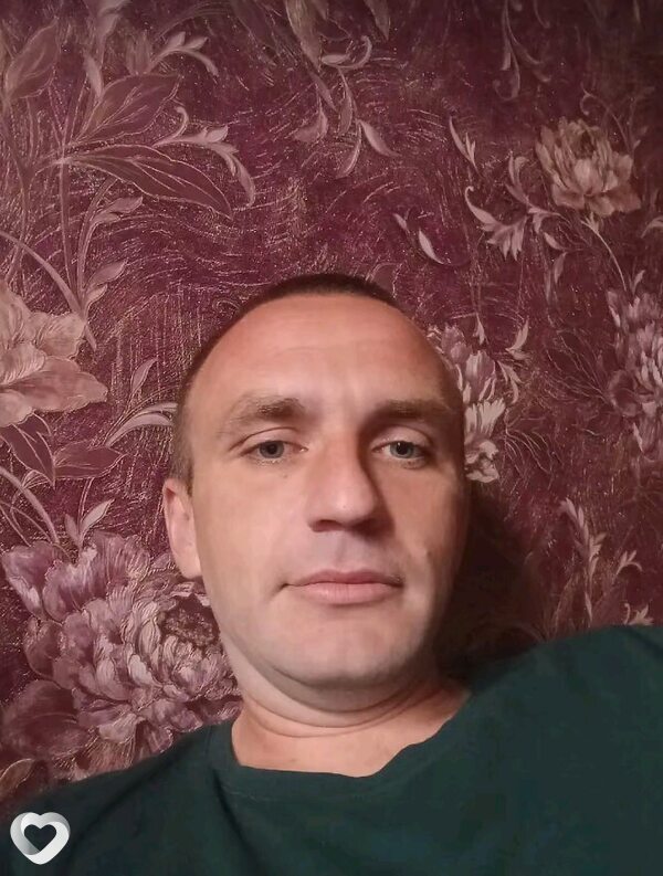 Женя, Змиев