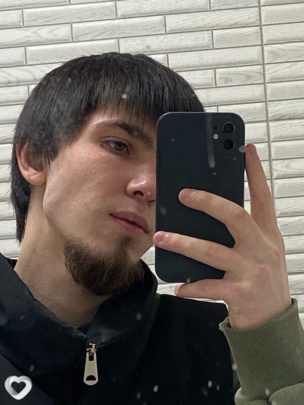 Максим, 21, Новокузнецке — анкета №4230723