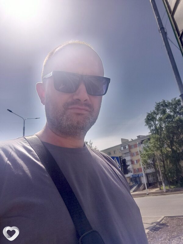 Максим, 38, Луганске — анкета №4230856