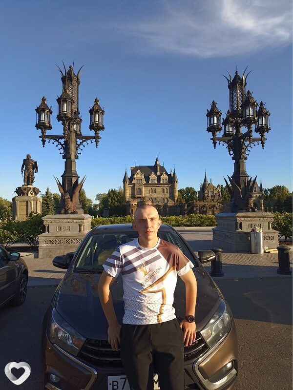 Артем, 22, Балакове — анкета №4231223