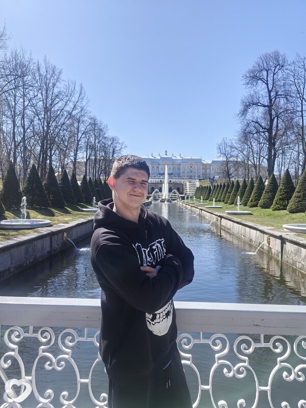 Антон, 18, Минске — анкета №4231174