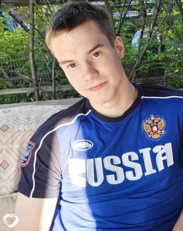 Володя, 18, Омске — анкета №4231757