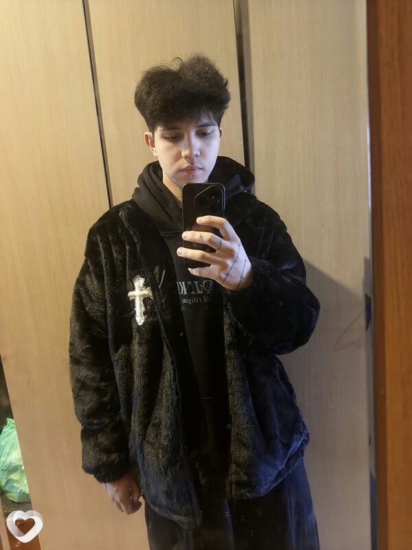 Денис, 20, Санкт-Петербурге — анкета №4232595