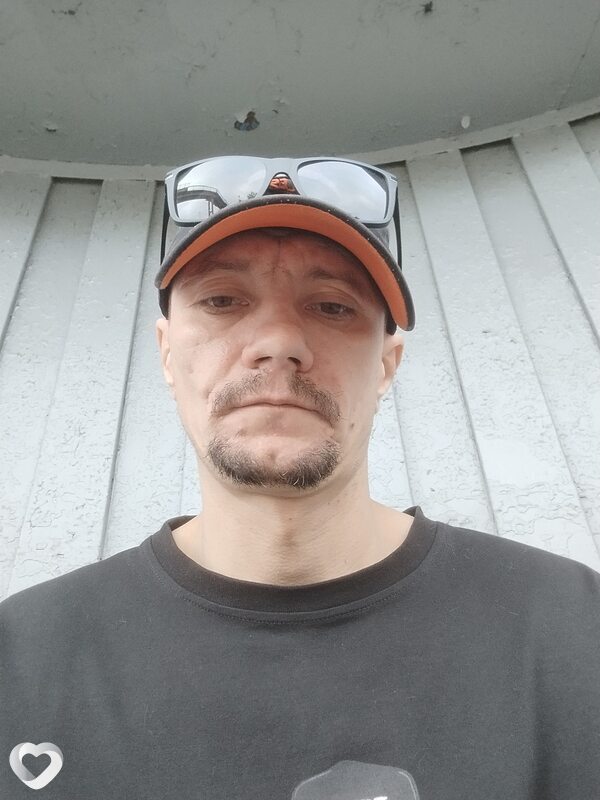 Михаил, 41, Братске — анкета №4233110