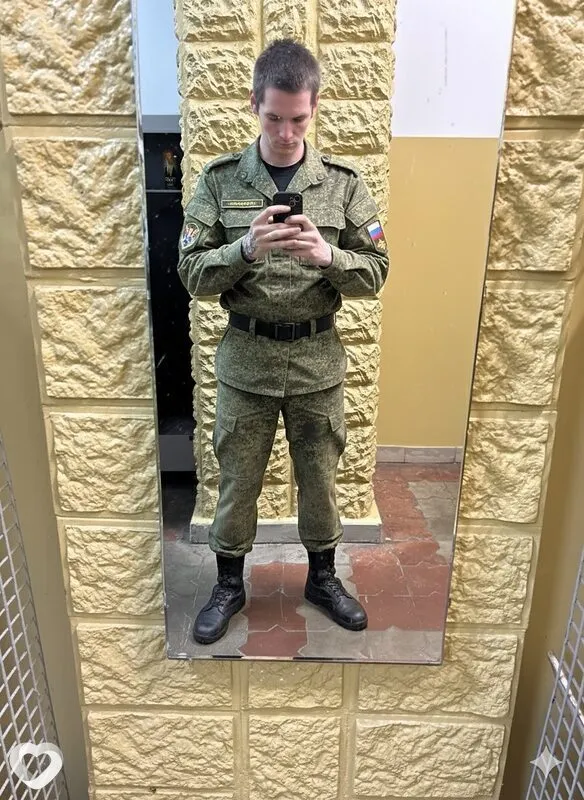 Леонид, 24, Барнауле — анкета №4233694