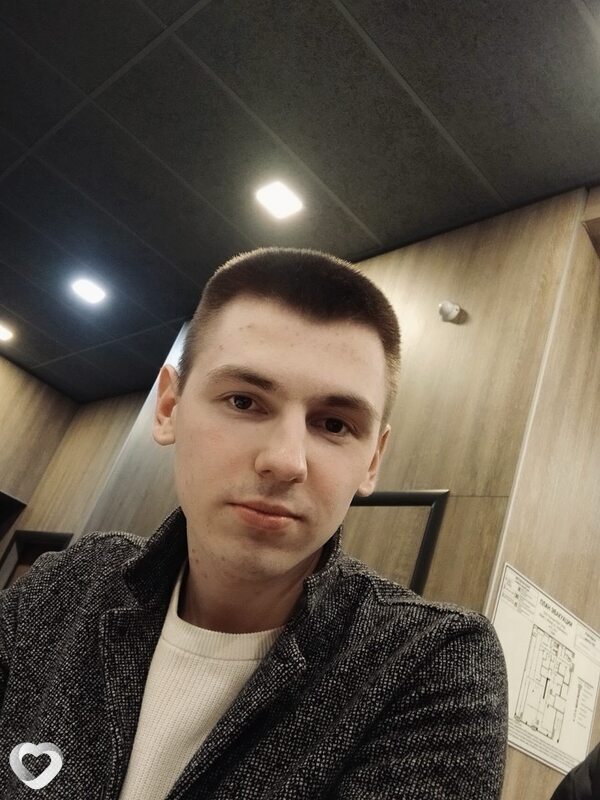 Никита, 19, Москве — анкета №4235079
