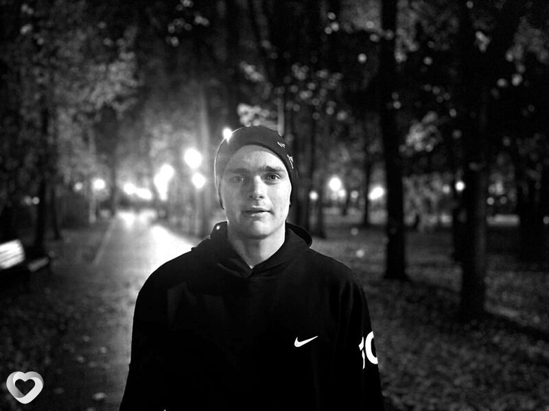 Артем, 23, Ростове-на-Дону — анкета №4235177