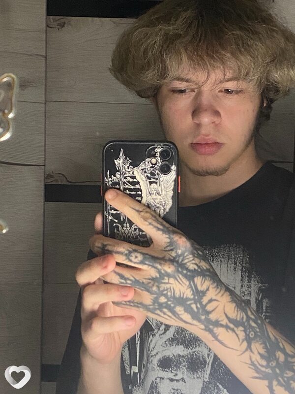 Виталий, 18, Нижнем Новгороде — анкета №4235607