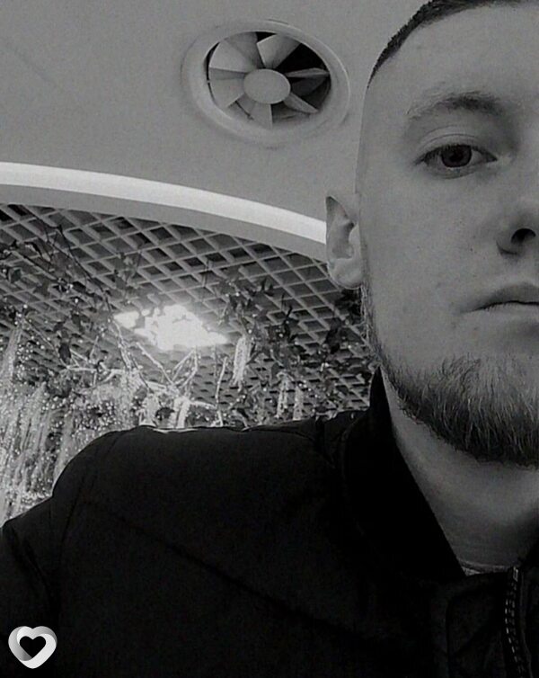 Александр, 23, Москве — анкета №4236577