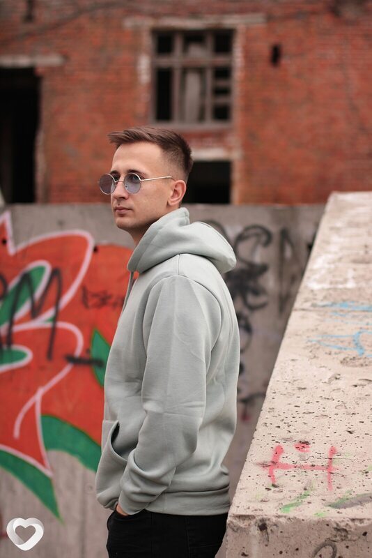 Максим, 25, Шахтах — анкета №4236786