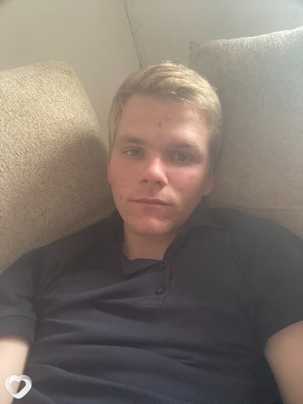 Виктор, 20, Липецке — анкета №4236556