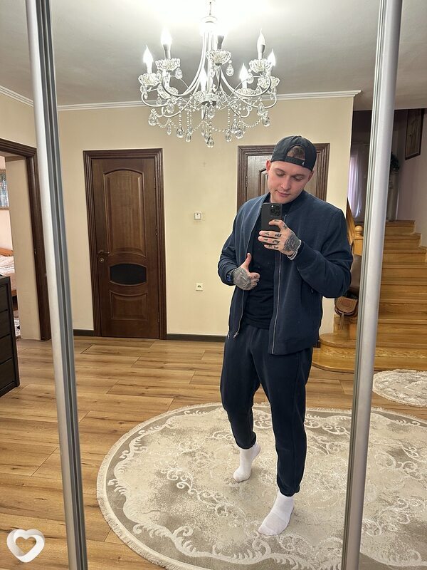 Vanya, Хуст