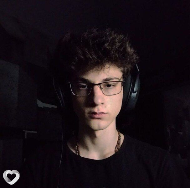 Назар, 18, Ростове-на-Дону — анкета №4237039