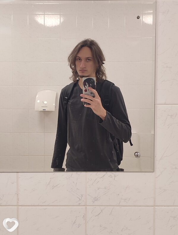 Артëм, 22, Тюмени — анкета №4237046