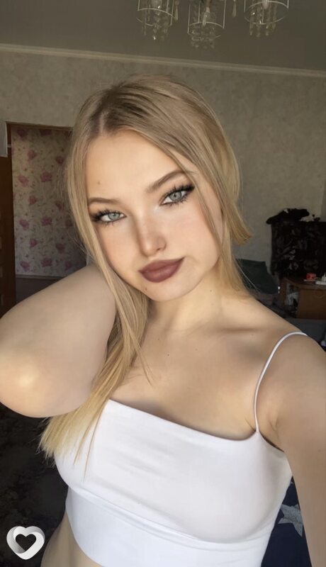 Anya, 20, Калининграде — анкета №4237343