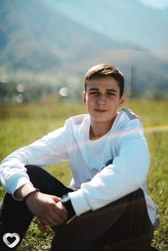 Максим, 19, Владикавказе — анкета №4237674