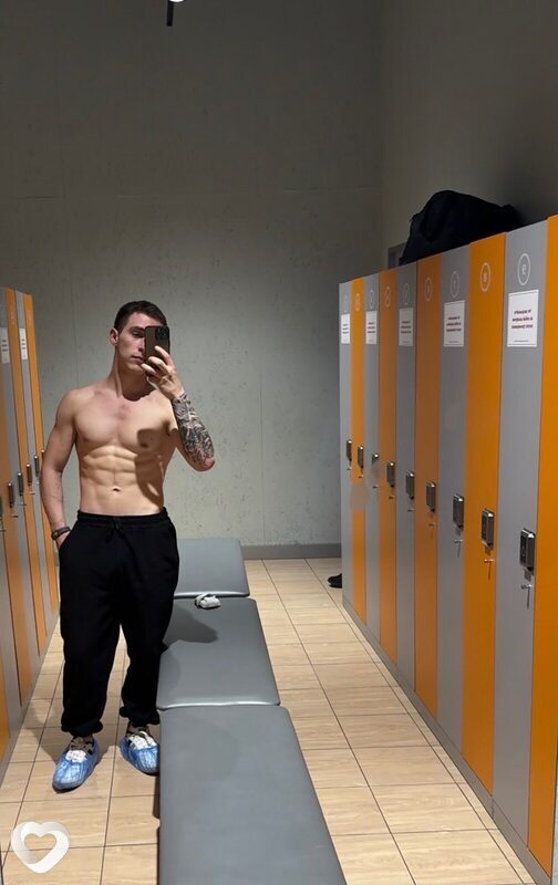 Виктор, 22, Калуге — анкета №4238007