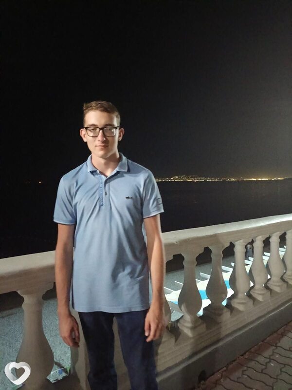 Константин, 19, Ростове-на-Дону — анкета №4238120