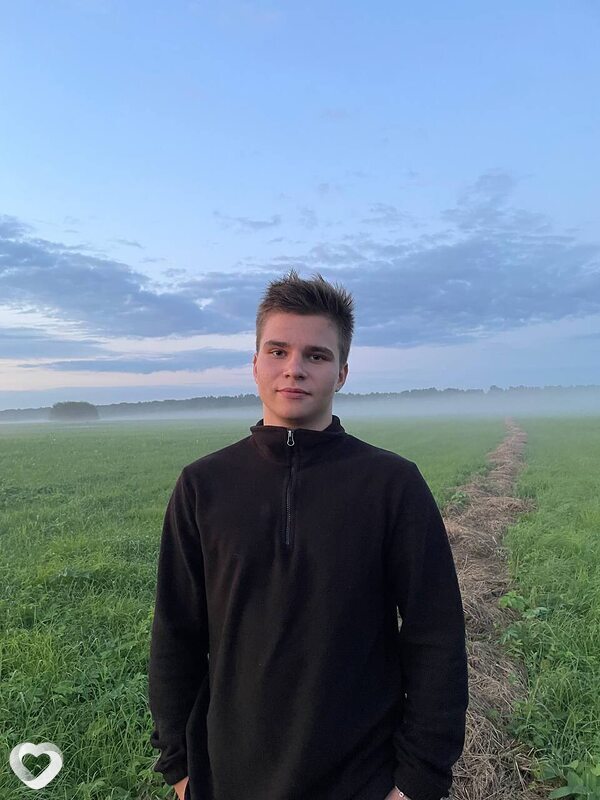 Вячеслав, 22, Архангельске — анкета №4238589