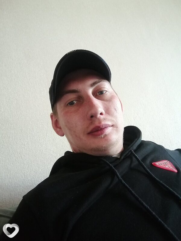 Артём, 28, Ирбите — анкета №4238624