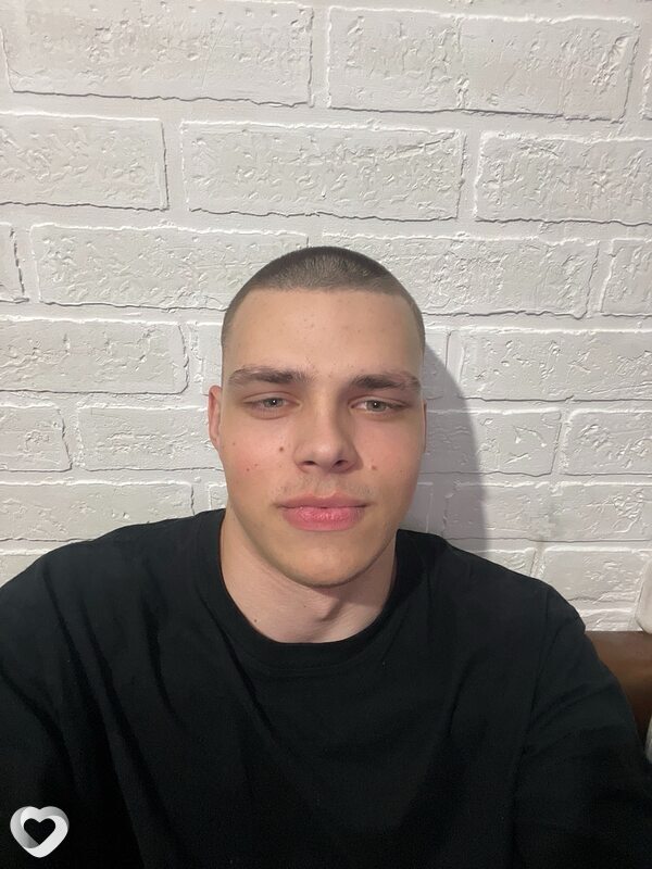 Максим, 19, Витебске — анкета №4238724