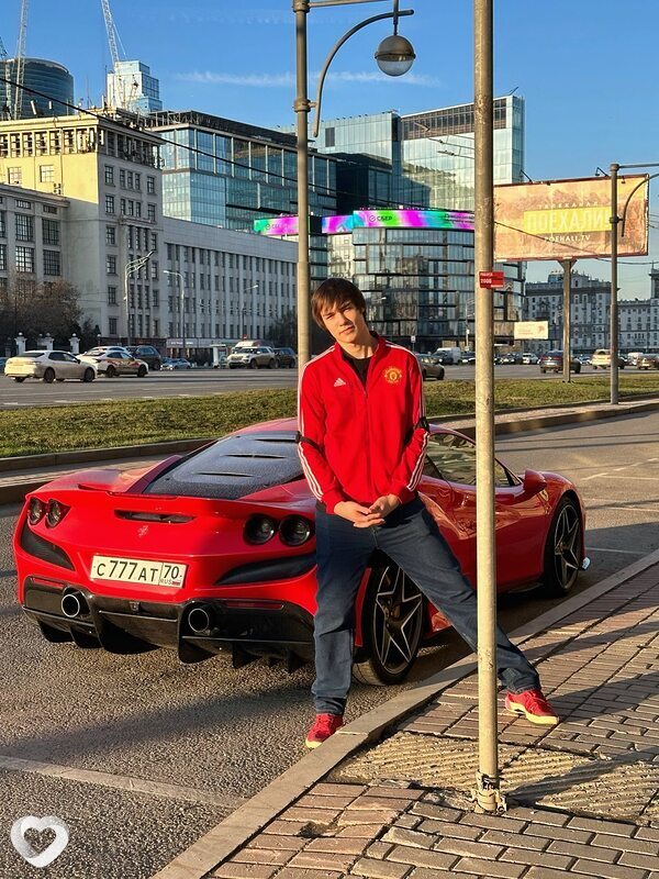 Albert, 18, Москве — анкета №4238775