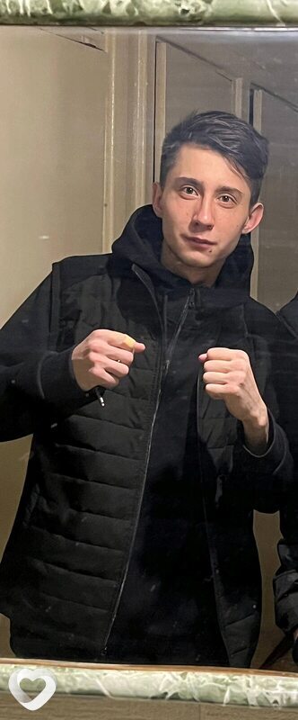Максим, 21, Магнитогорске — анкета №4239398