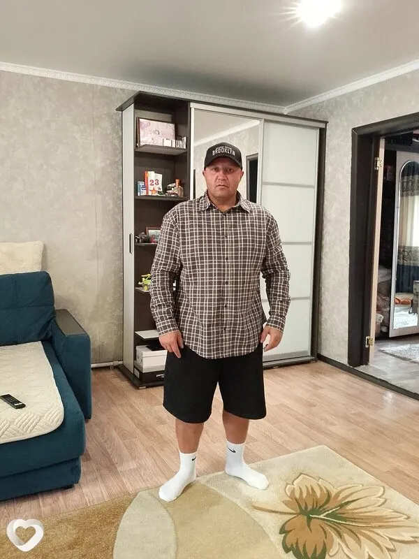 Дмитрий, 40, Барнауле — анкета №4238977