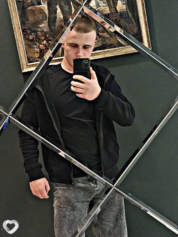 Степан, 21, Владивостоке — анкета №4239064